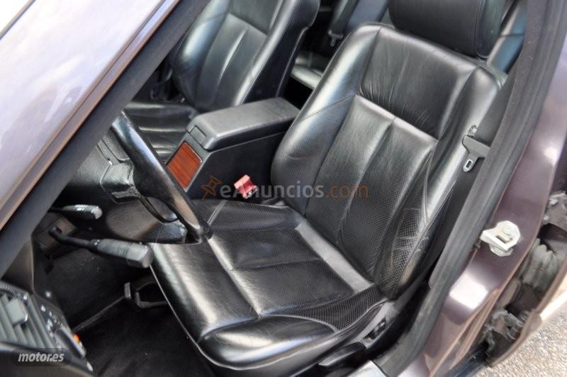 Mercedes Clase C 250D ELEGANCE-PIEL-KLIMA-TECHO ELECTRICO-LLA-XENON de 1993 con 227.000 Km por 6.700 EUR. en Granada