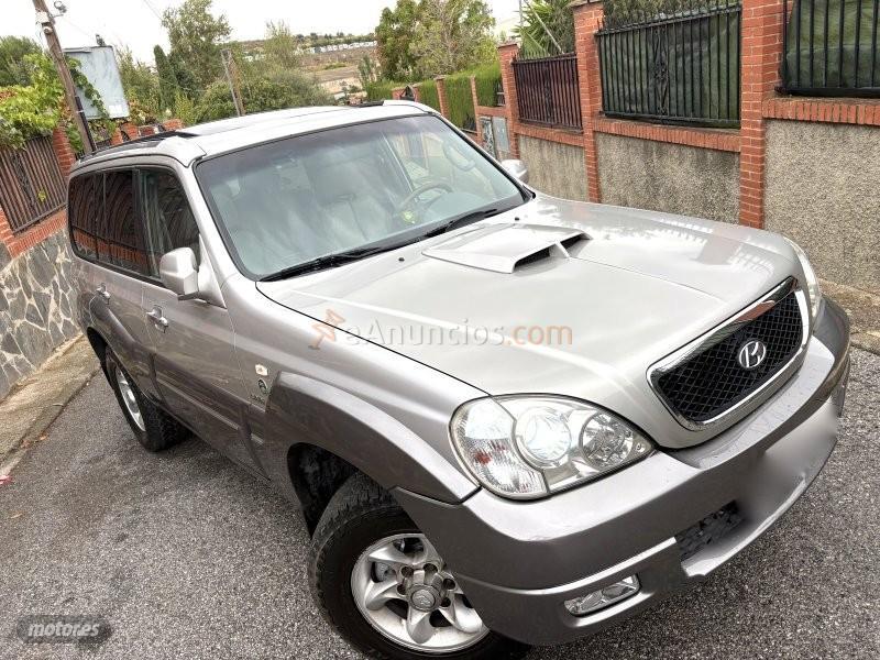 Hyundai Terracan TERRACAN 2.9 D 4X4 PIEL-LEDS-techo cristal-klimatizador de 2007 con 180.000 Km por 7.500 EUR. en Granada