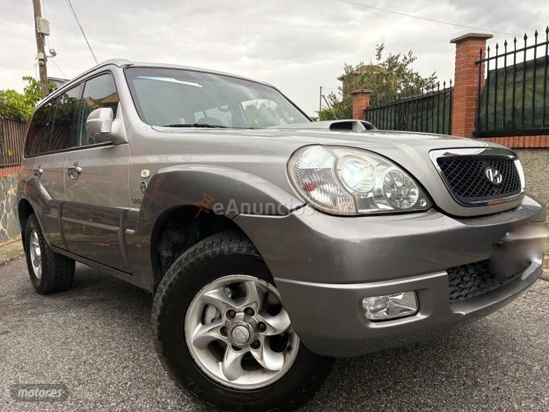 Hyundai Terracan TERRACAN 2.9 D 4X4 PIEL-LEDS-techo cristal-klimatizador de 2007 con 180.000 Km por 7.500 EUR. en Granada