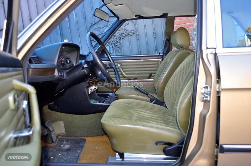 BMW 518 E12 COLECCION PRIVADA 518 E12 ELEGANCE de 1980 con 126.000 Km por 19.700 EUR. en Granada
