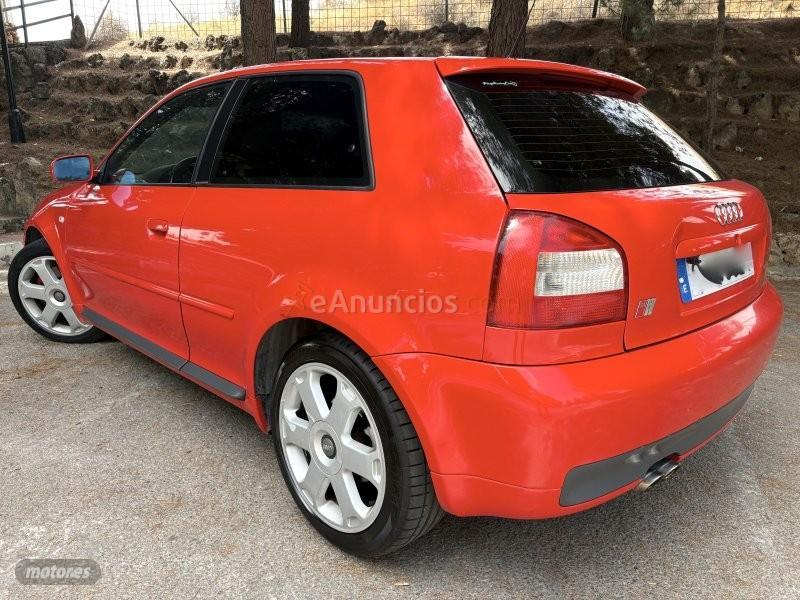 Audi S3 TURBO  XENON-BOSE-KLIMATIZADOR-NACIONAL-4X4 de 1999 con 10.000 Km por 7.500 EUR. en Granada