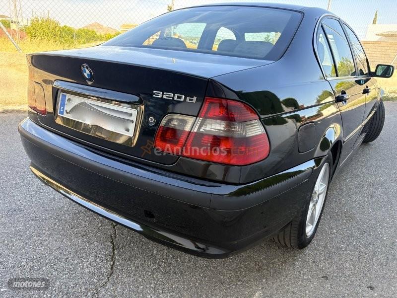 BMW Serie 3 20D PIEL BEIGE-KLIMATIZADOR-LLANTAS-ALARMA de 2003 con 297.000 Km por 2.700 EUR. en Granada