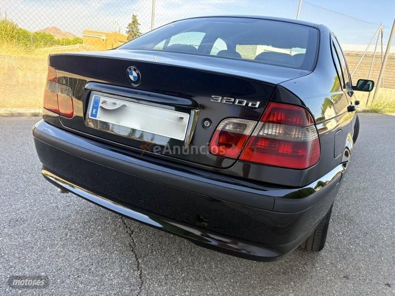 BMW Serie 3 20D PIEL BEIGE-KLIMATIZADOR-LLANTAS-ALARMA de 2003 con 297.000 Km por 2.700 EUR. en Granada