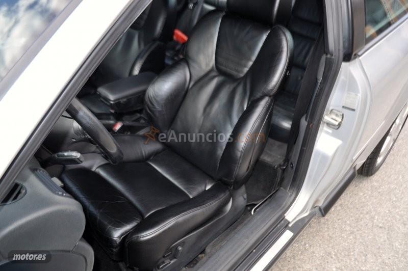 Audi S3 s3 225cv quattro-piel-xenon-bose-navi de 2000 con 167.000 Km por 10.700 EUR. en Granada