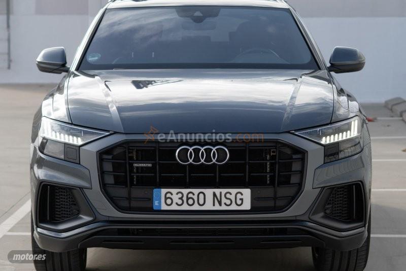 Audi Q8 55 TFSI e quattro tiptronic S line de 2021 con 88.000 Km por 54.900 EUR. en Madrid