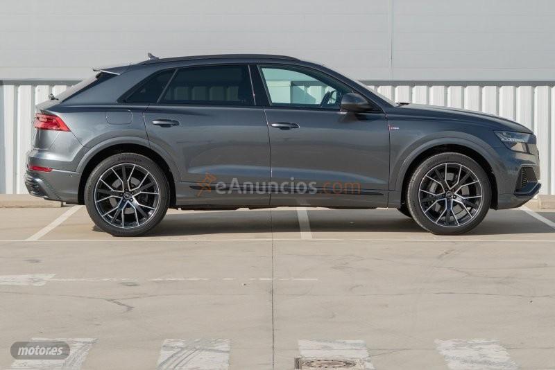Audi Q8 55 TFSI e quattro tiptronic S line de 2021 con 88.000 Km por 54.900 EUR. en Madrid