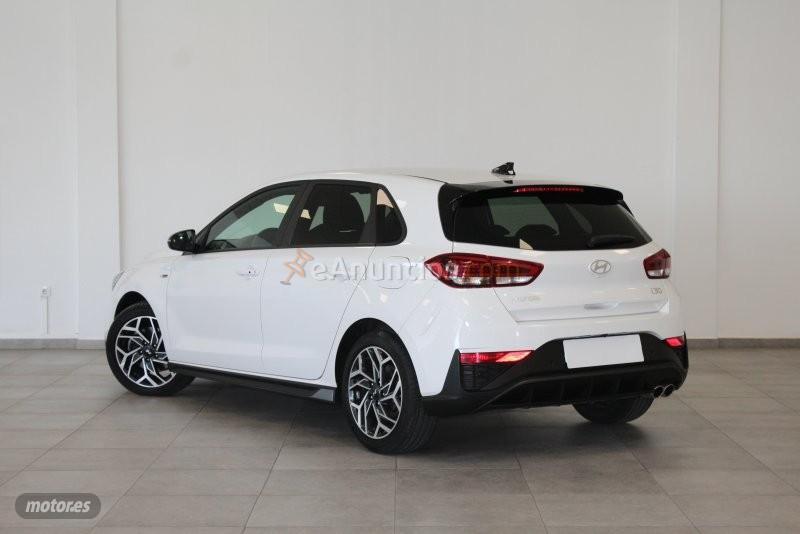 Hyundai i30 TGDI NLINE 100CV de 2025 con 24.238 Km por 22.990 EUR. en Cadiz