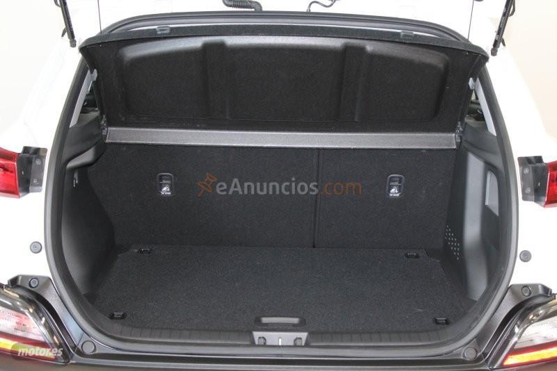 Hyundai Kona 1.0 TGDI MAXX DCT 120CV de 2022 con 15.475 Km por 19.990 EUR. en Cadiz