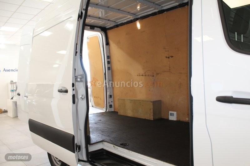 Mercedes Sprinter 2.0 CDI PRO MEDIO 115CV de 2025 con 82.841 Km por 30.500 EUR. en Cadiz