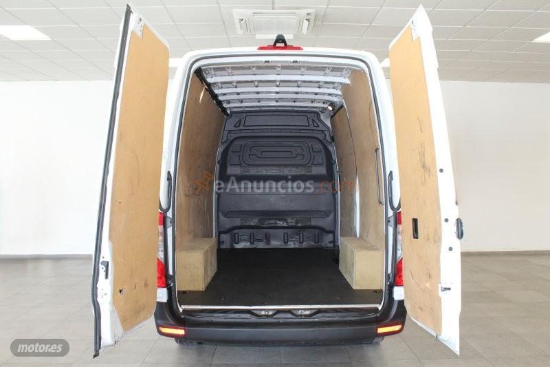 Mercedes Sprinter 2.0 CDI PRO MEDIO 115CV de 2025 con 82.841 Km por 30.500 EUR. en Cadiz