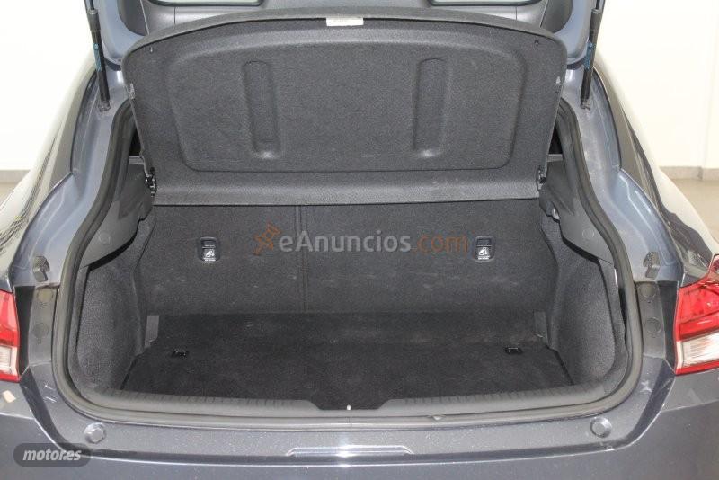 Hyundai i30 FASTBACK 1.0 TGDI KLASS 120CV 48V de 2022 con 73.746 Km por 17.990 EUR. en Cadiz
