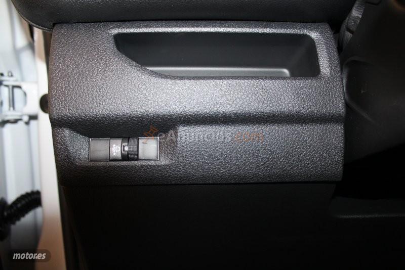 Fiat Scudo 1.5 BLUEHDI SERIE I VAN L2 H1 100CV de 2023 con 71.090 Km por 19.990 EUR. en Cadiz