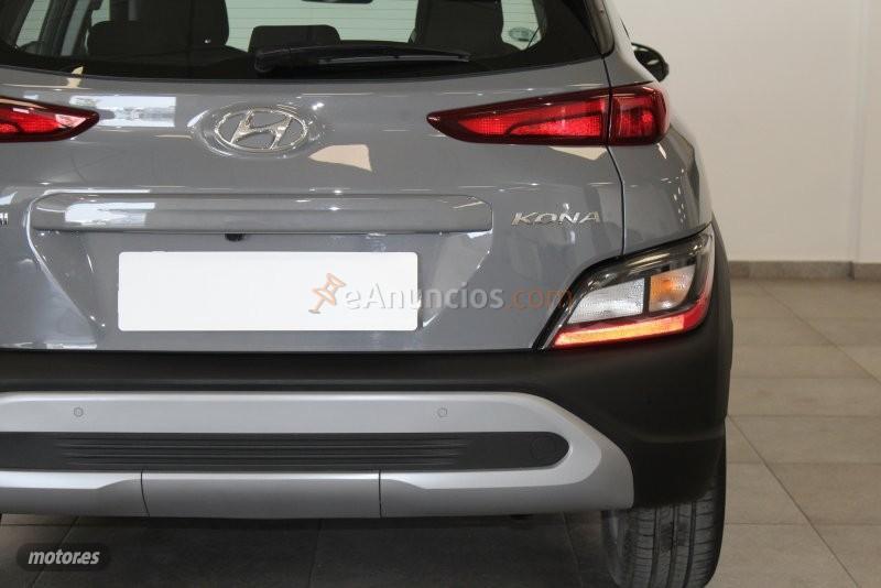 Hyundai Kona 1.0 TGDI MAXX 120CV de 2022 con 4.146 Km por 18.990 EUR. en Cadiz