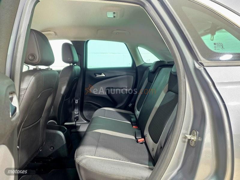 Opel Crossland X 1.5 D Innovat de 2020 con 128.000 Km por 10.500 EUR. en Sevilla