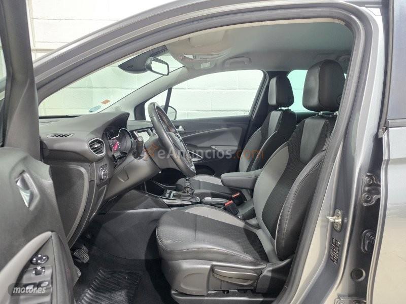 Opel Crossland X 1.5 D Innovat de 2020 con 128.000 Km por 10.500 EUR. en Sevilla
