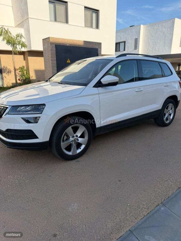 Skoda Karoq 1.5 TSI 150 CV Ambition ACT DSG de 2019 con 48.392 Km por 19.900 EUR. en Sevilla