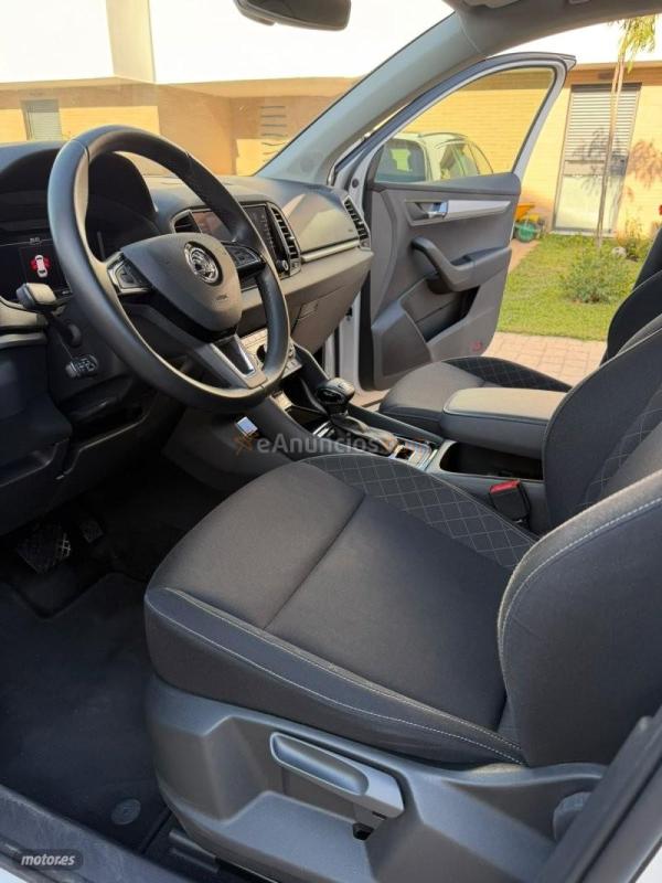 Skoda Karoq 1.5 TSI 150 CV Ambition ACT DSG de 2019 con 48.392 Km por 19.900 EUR. en Sevilla