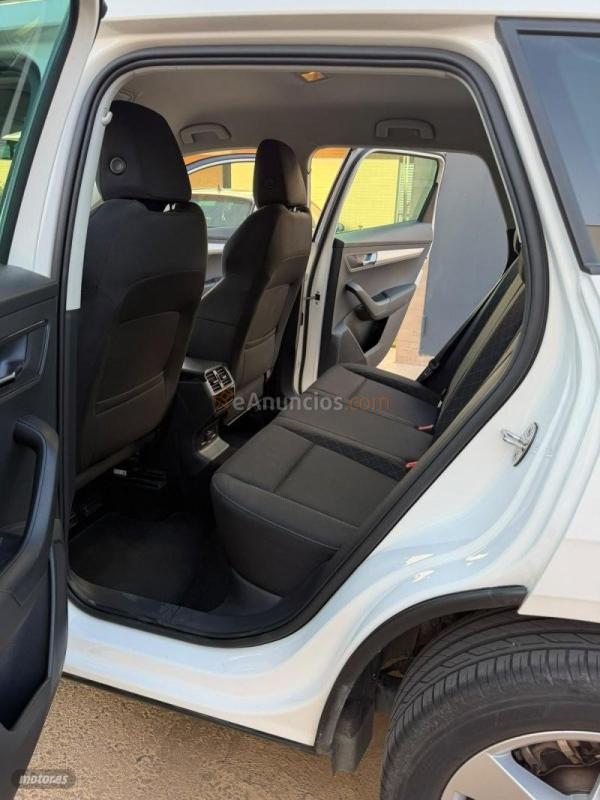 Skoda Karoq 1.5 TSI 150 CV Ambition ACT DSG de 2019 con 48.392 Km por 19.900 EUR. en Sevilla