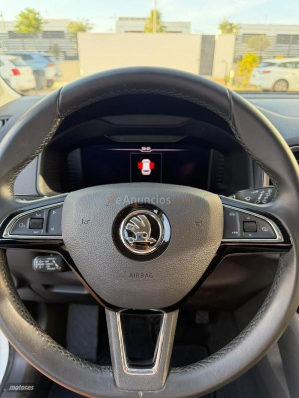 Skoda Karoq 1.5 TSI 150 CV Ambition ACT DSG de 2019 con 48.392 Km por 19.900 EUR. en Sevilla