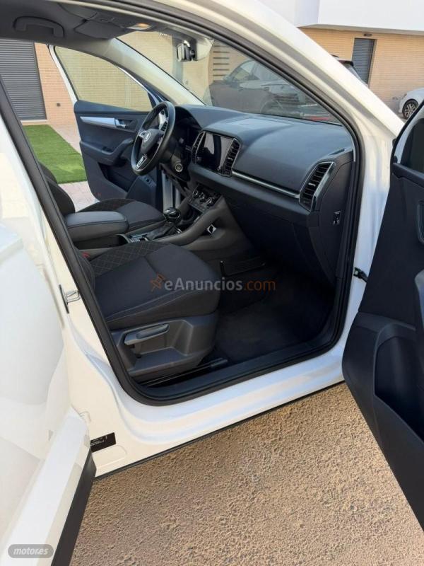 Skoda Karoq 1.5 TSI 150 CV Ambition ACT DSG de 2019 con 48.392 Km por 19.900 EUR. en Sevilla