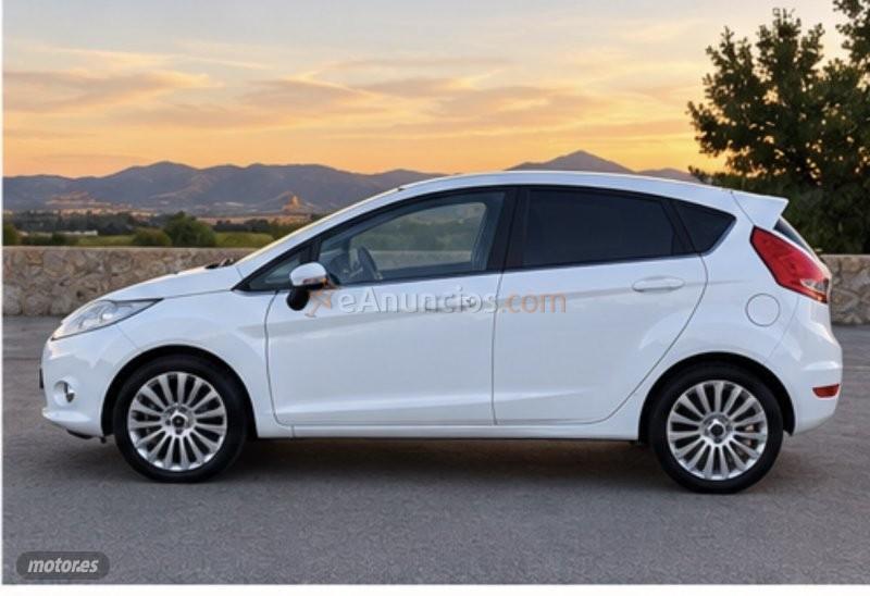 Ford Fiesta FORD  Diesel  1.6TDCi Titanium de 2009 con 230.400 Km por 4.900 EUR. en Alicante