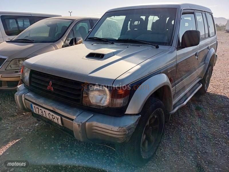 Mitsubishi Montero LARGO 2.8 TDI 125 CV de 1997 con 310.000 Km por 3.500 EUR. en Murcia