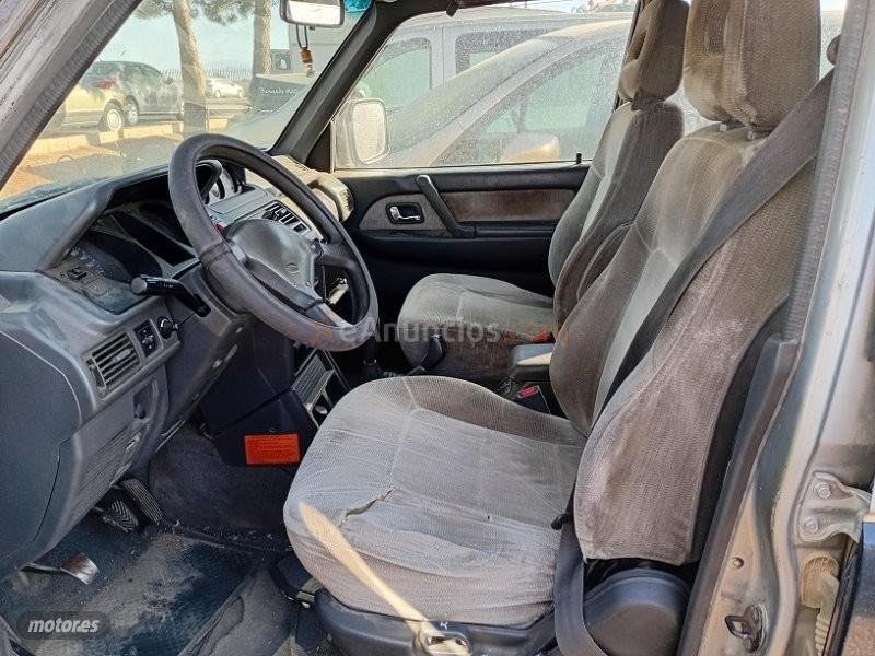Mitsubishi Montero LARGO 2.8 TDI 125 CV de 1997 con 310.000 Km por 3.500 EUR. en Murcia