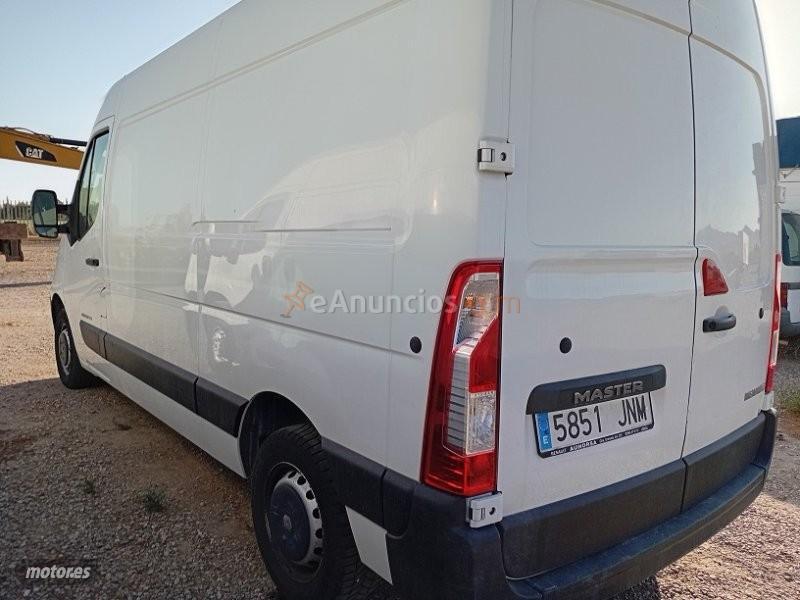 Renault Master MASTER 2.3 DCI 165 CV FURGON. de 2016 con 324.000 Km por 13.000 EUR. en Murcia