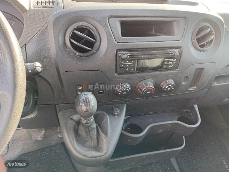 Renault Master MASTER 2.3 DCI 165 CV FURGON. de 2016 con 324.000 Km por 13.000 EUR. en Murcia