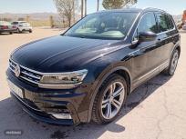 Volkswagen Tiguan 2.0 TDI R-LINE 150 CV. de 2016 con 196.000 Km por 19.000 EUR. en Murcia
