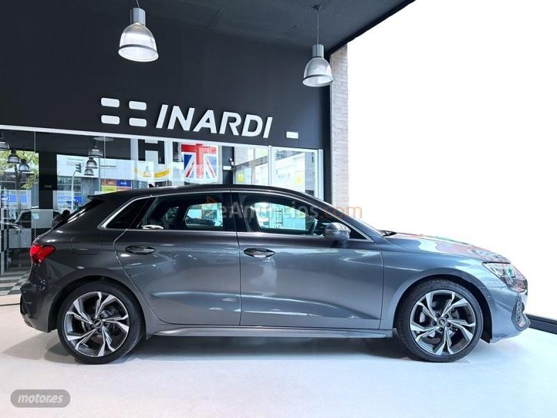 Audi A3 Sportback 35 TFSI S-Tronic S-Line de 2024 con 27.300 Km por 35.890 EUR. en Barcelona