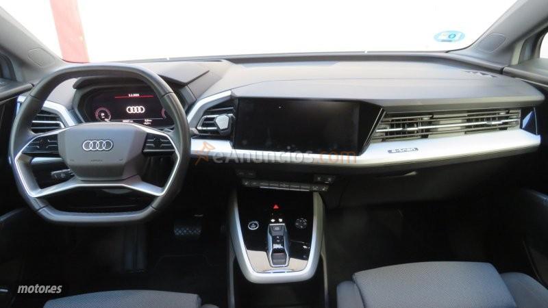 Audi Q4 e-tron 40 e-tron S line de 2024 con 44.000 Km por 36.900 EUR. en Huelva