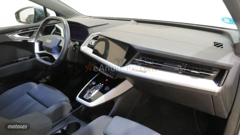 Audi Q4 e-tron 40 e-tron S line de 2024 con 44.000 Km por 36.900 EUR. en Huelva