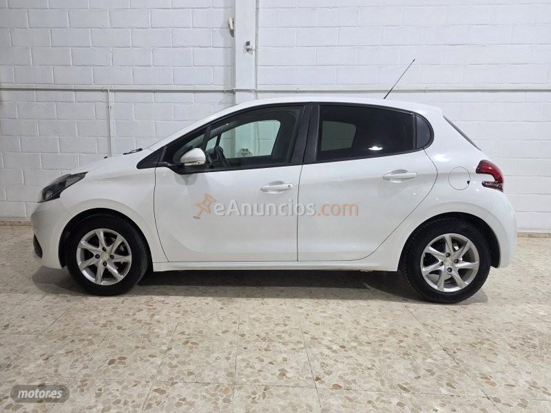 Peugeot 208 1.2 vti active de 2016 con 50.000 Km por 6.500 EUR. en Sevilla