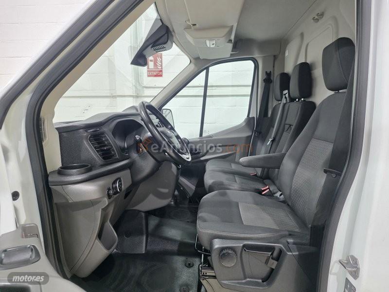 Ford Transit 350 l2 h2 trend de 2023 con 100.000 Km por 18.300 EUR. en Sevilla