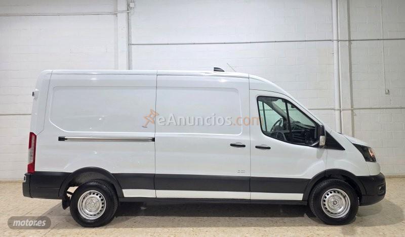 Ford Transit 350 l2 h2 trend de 2023 con 100.000 Km por 18.300 EUR. en Sevilla