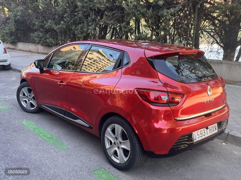 Renault Clio IV 0.9 TCe 90  Dynamic de 2014 con 115.000 Km por 7.290 EUR. en Madrid
