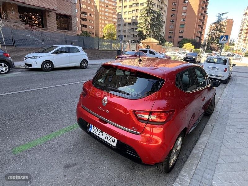 Renault Clio IV 0.9 TCe 90  Dynamic de 2014 con 115.000 Km por 7.290 EUR. en Madrid