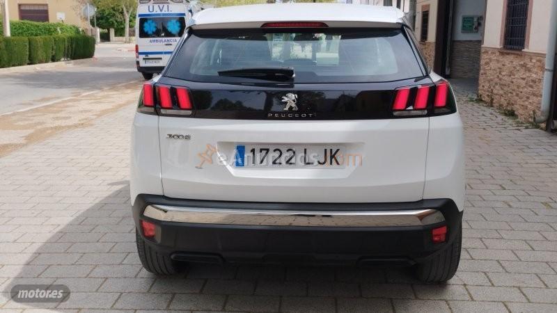 Peugeot 3008 ACTIVE de 2020 con 135.000 Km por 14.400 EUR. en Albacete