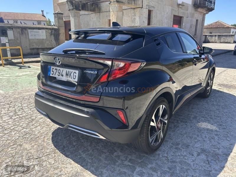 Toyota C-HR 2.0 180h Advance de 2023 con 61.000 Km por 25.500 EUR. en A Coruna
