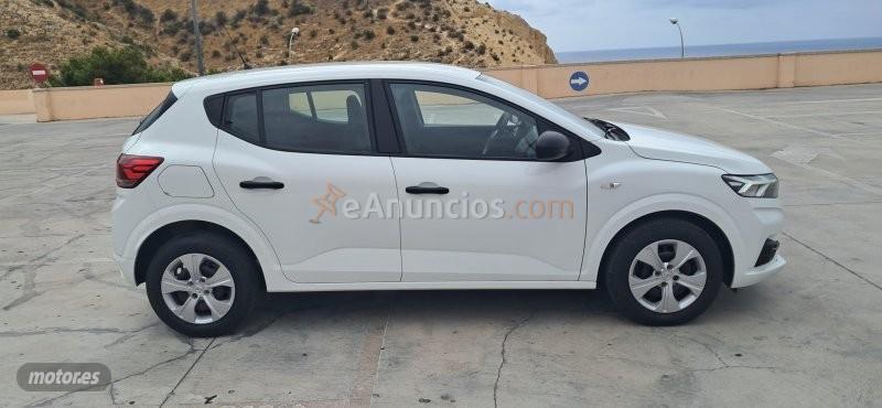 Dacia Sandero SCE 67 CV de 2021 con 26.100 Km por 11.500 EUR. en Alicante