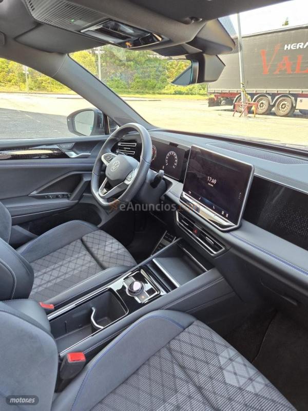 Volkswagen Tiguan Rline de 2024 con 37.000 Km por 40.500 EUR. en Navarra