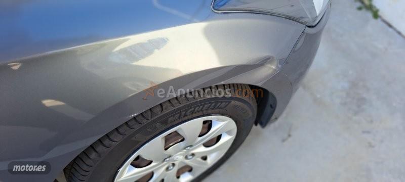 Hyundai i20 1.2 MPI Essence de 2016 con 54.000 Km por 8.500 EUR. en Malaga