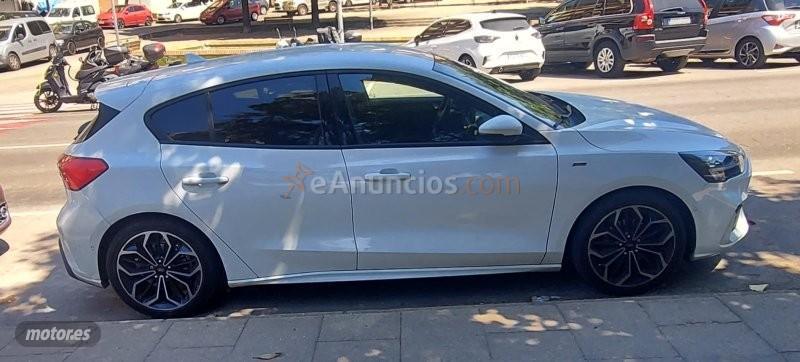 Ford Focus St line de 2020 con 58.000 Km por 15.650 EUR. en Barcelona