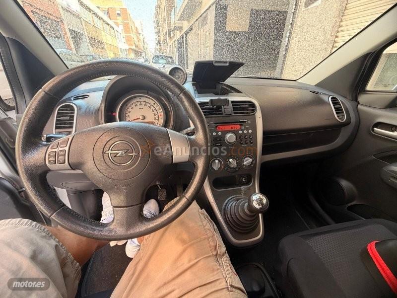 Opel Agila Essentia de 2008 con 77.000 Km por 3.000 EUR. en Alicante