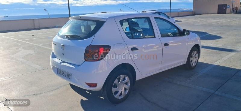 Dacia Sandero ESSENTIAL 1.0i a5p 75CV S&s de 2020 con 43.500 Km por 10.900 EUR. en Alicante