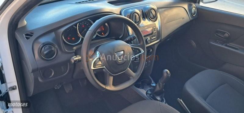 Dacia Sandero ESSENTIAL 1.0i a5p 75CV S&s de 2020 con 43.500 Km por 10.900 EUR. en Alicante