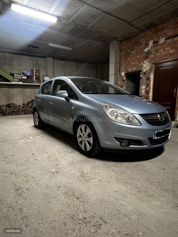 Opel Corsa Cosmo de 2008 con 130.000 Km por 4.350 EUR. en Jaen