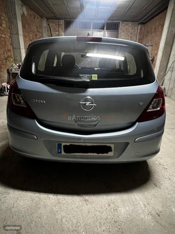 Opel Corsa Cosmo de 2008 con 130.000 Km por 4.350 EUR. en Jaen
