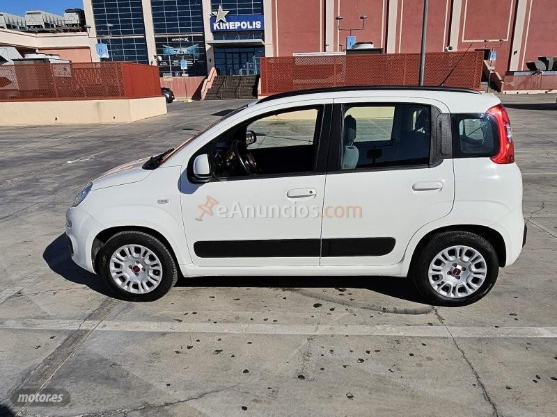 Fiat Panda 1.2i 5p LOUNGE 70 C.V. de 2016 con 77.500 Km por 7.500 EUR. en Alicante